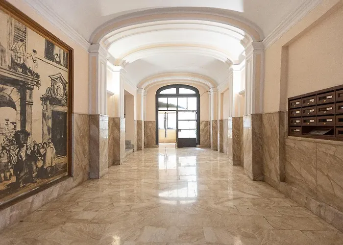 Lovely New Via Genova Appartement