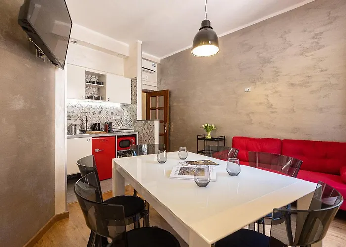 Lovely New Via Genova Appartement *