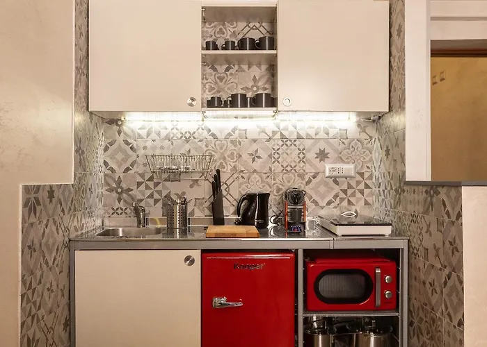 Lovely New Via Genova Appartement